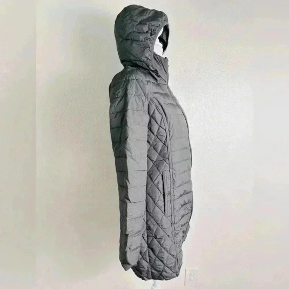 Michael Kors Women’s Packable Down Fill Puffer Coat Size XS - Picture 3 of 16
